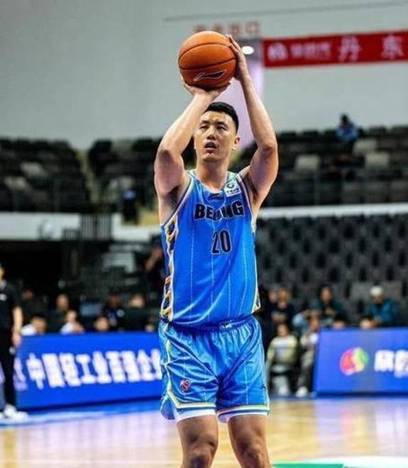 火箭星光暗淡，球队迫切需要一场胜利来振奋士气