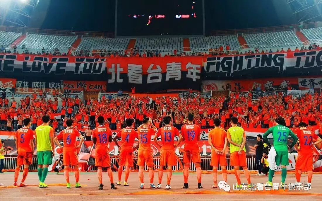 FB体育平台-南斯联赛决战开打，球队争夺冠军荣耀