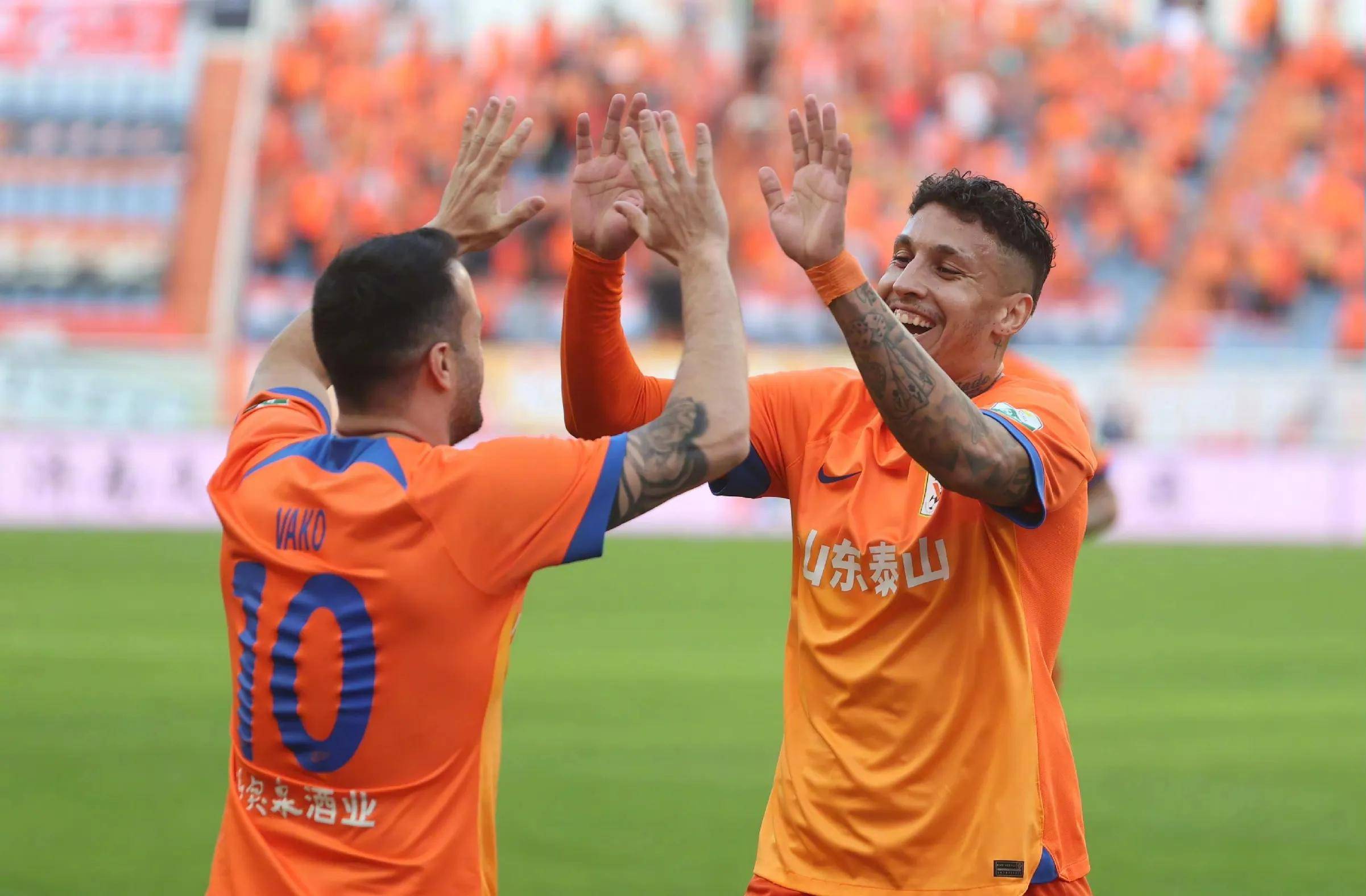 大逆转！球队遭遇0-2落后最终4-2逆转胜利
