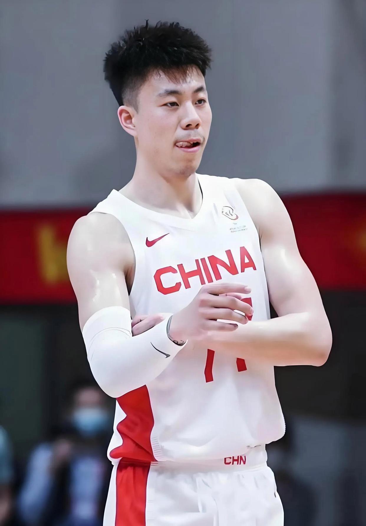 FB体育平台-辽宁男篮势不可挡，五连胜逐渐甩开竞争对手