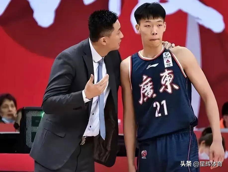 FB体育官方网站-广东男篮球星联手，备战新赛季冲刺